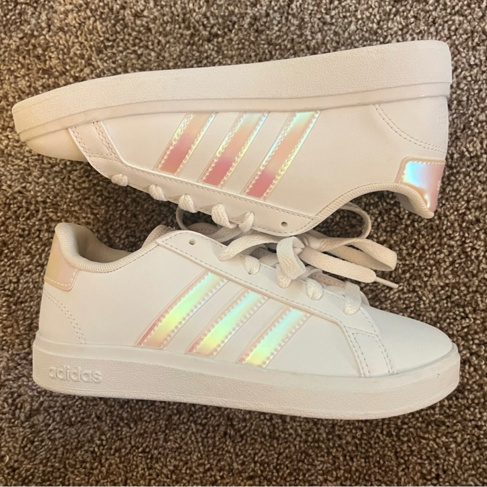 Girl’s Adidas Super Stars Sneaker